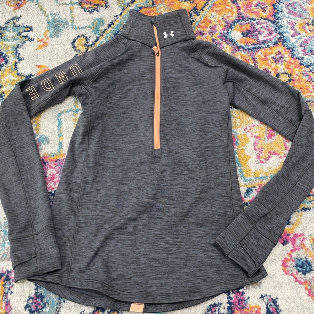 Women’s XS Under Armour pullover